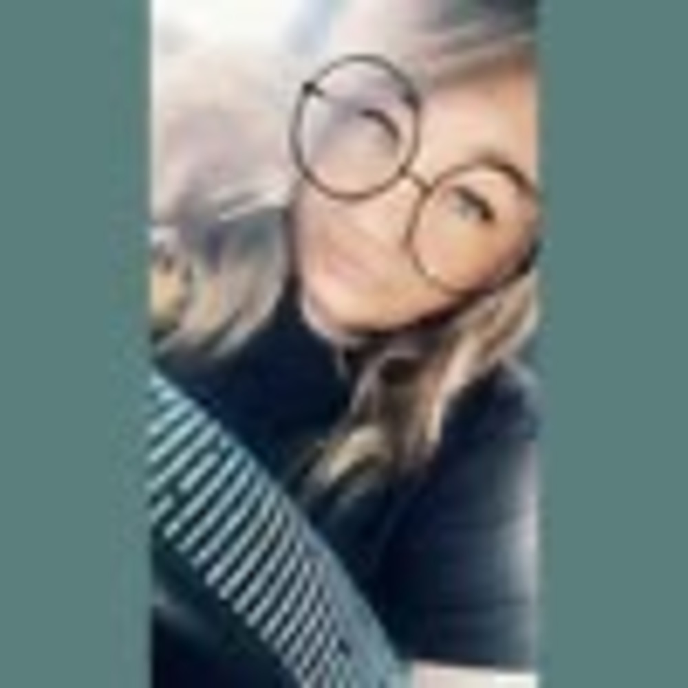 Meet your Posher, Anna marie